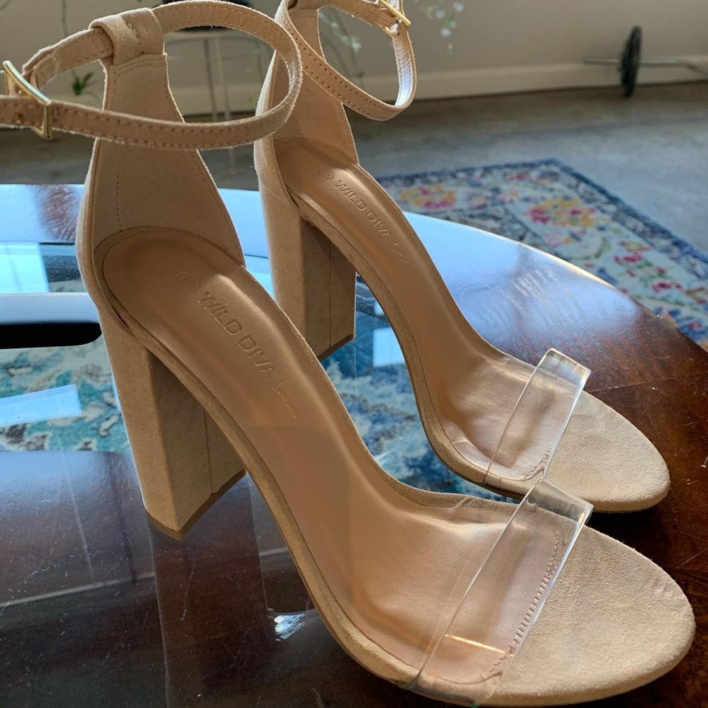 BRAND NEW NUDE HEELS